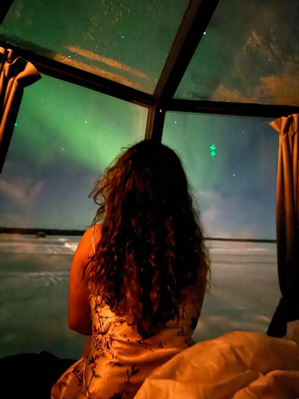 Vikajaervi Lake View Experience Igloos Рованиеми Экстерьер фото