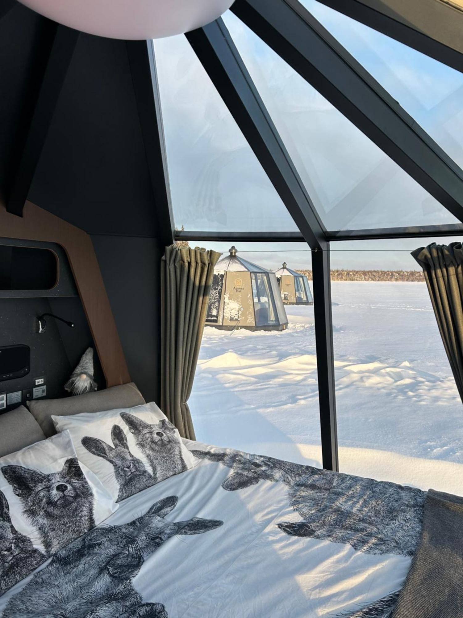 Vikajaervi Lake View Experience Igloos Рованиеми Экстерьер фото